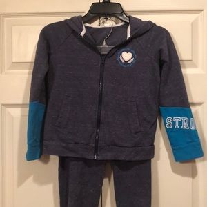 Athletic Works size 7-8 Zip Girls Sweatsuit.